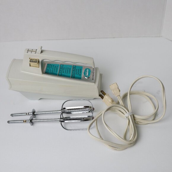 Sunbeam Mixmaster 3 Speed Heavy Duty Hand Held Mixer tested Vintage pre-owned - Picture 1 of 10